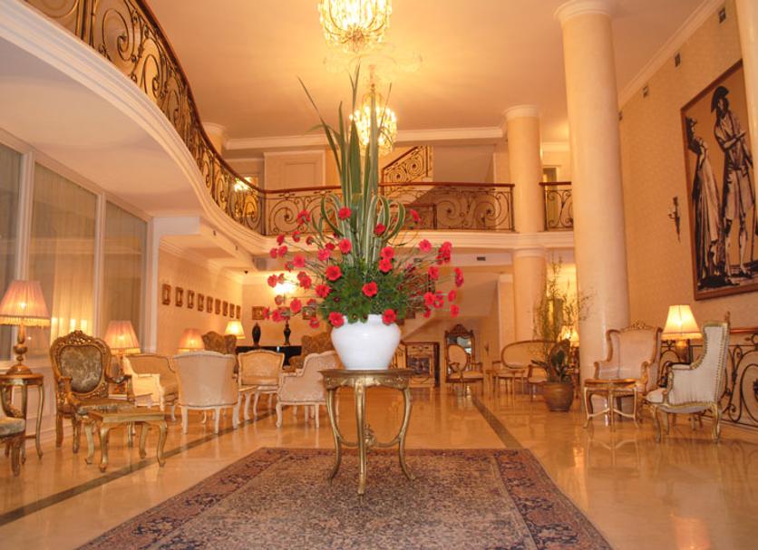 Hall Foto